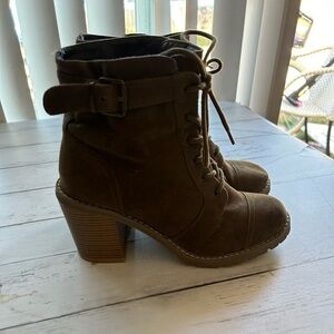 Olive green chunky heel boots size 8.5